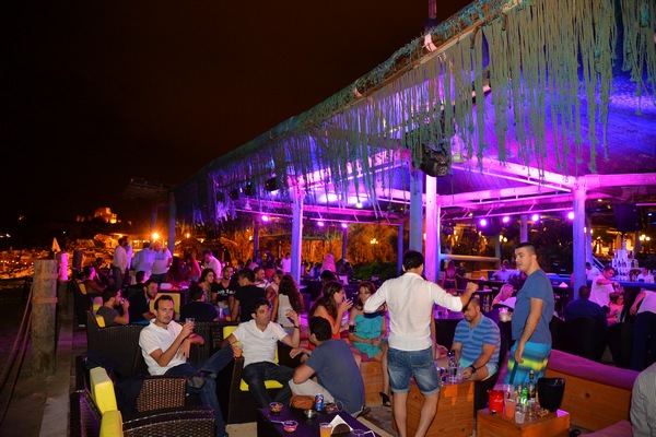 Clubbing Night at Edde Sands